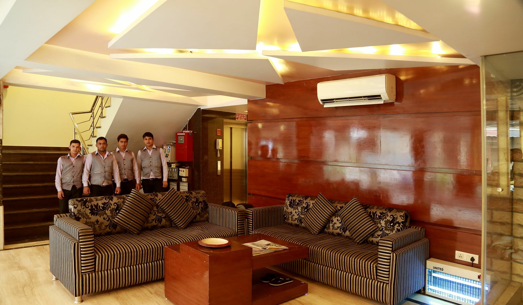 Hotel Geeta Saar Νέο Δελχί Εξωτερικό φωτογραφία